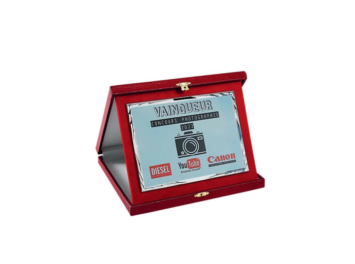 Ecrin rouge avec plaque alu 23x19cm