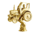 Sujet plastique or tracteur h.12cm