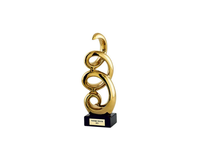 Trophee en ceramique h. 34 cm