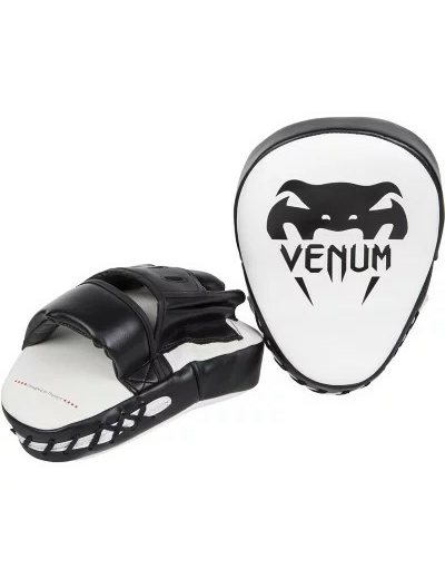 Pattes d'ours courbées