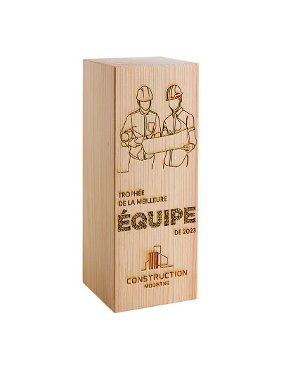 Trophee bois hauteur 180 cm